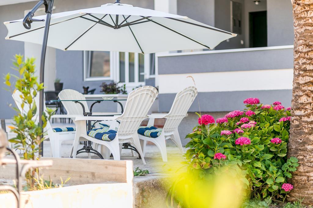 Tramonto Apartments Radanovići エクステリア 写真