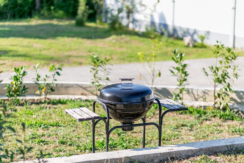Tramonto Apartments Radanovići エクステリア 写真