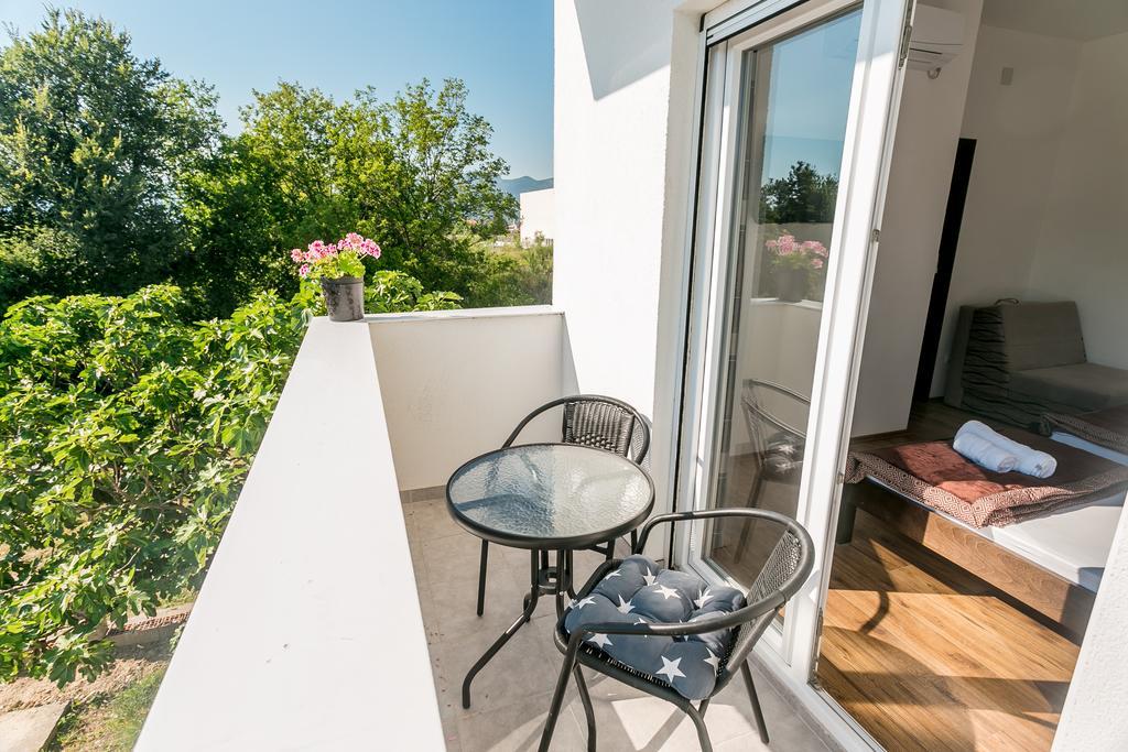 Tramonto Apartments Radanovići エクステリア 写真